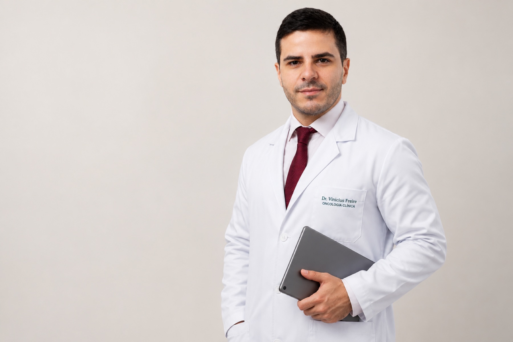 Dr. Vinicius Freire, oncologista clínico